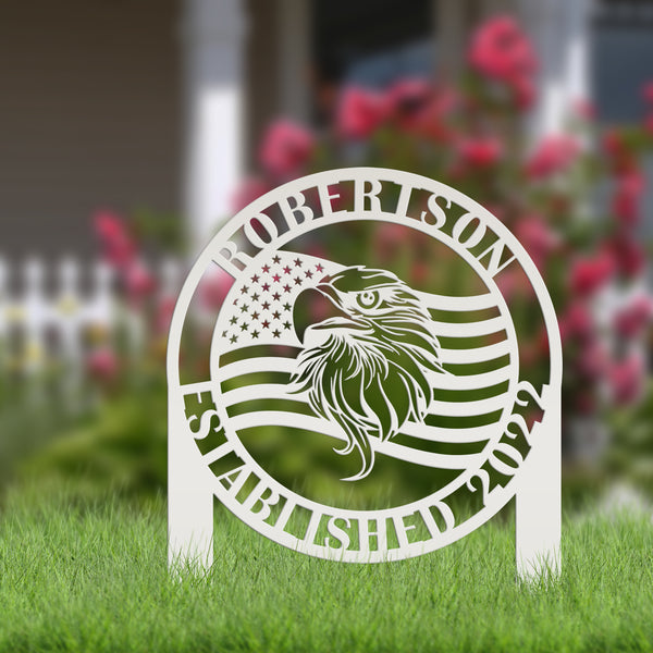 Personalized Eagle Garden Flag, Patriotic Yard stake, Garden Flag for the Lawn, Patriotic Lawn Decor, Personalized Memorial Gift, Veteran Gift