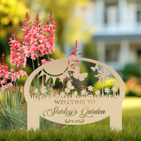 Garden Sign With Flowers and Butterflies, Personalized Gift For the Gardner