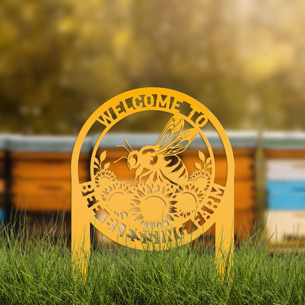Custom Sunflower Garden Stake with Bee Design - Personalized Metal Yard Art - Honeybee Farmhouse Decor - Unique Farm Sign - Gift for Grandma